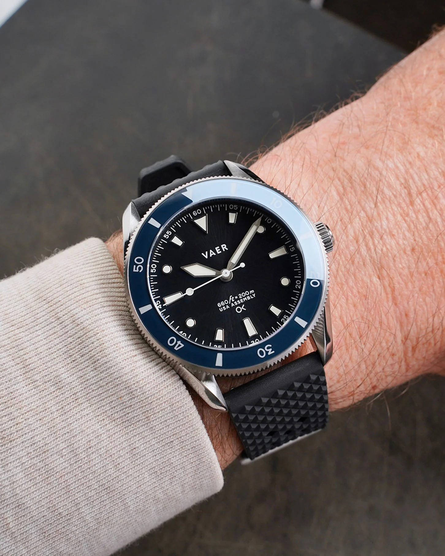 VAER x Outerknown D4 USA Solar Diver - Image 4